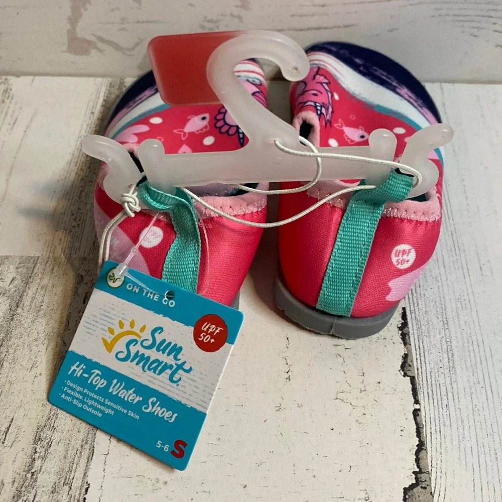 Baby Water Shoes Size S (5/6) NEW